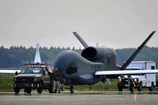  RQ-4  Global hawk